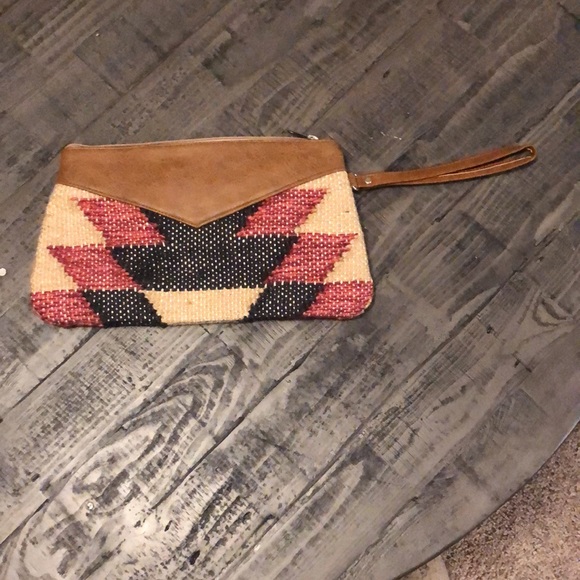 Southwestern style clutch - Picture 2 of 2